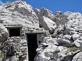 10 Bivacco nella roccia